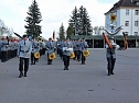 Fahnenband verliehen (Foto: Karl-Heinz Herrmann)