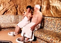 Vorweihnachtliches Wellness (Foto: Kyffh&auml;user-Therme)