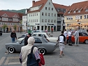 Oldtimer auf Markt (Foto: Karl-Heinz Herrmann)