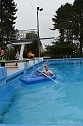 Abbaden im Greu&szlig;ner Freibad (Foto: Andreas Hocke)