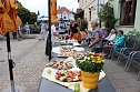Hausm&auml;nner laden zum Bauernmarkt ein (Foto: Karl-Heinz Herrmann)