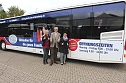 Werbebus pr&auml;sentiert (Foto: Karl-Heinz Herrmann)