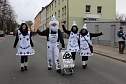 N&auml;rrinnen und Narren trotzen Wetter (2) (Foto: Karl-Heinz Herrmann)