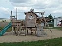 Holzspielplatz und Grillhaus (Foto: Landratsamt Kyffh&auml;userkreis)