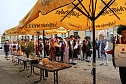 Hausm&auml;nner verk&uuml;nden wieder Er&ouml;ffnung des Bauernmarkts (Foto: Karl-Heinz Herrmann)