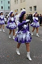 N&auml;rrinnen und Narren ziehen durch die Stadt (2) (Foto: Karl-Heinz Herrmann)