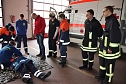 Junge Feuerwehrleute bei DRK-Ausbildung (Foto: Karl-Heinz Herrmann)