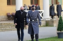 Gelöbnis neuer Soldatinnen und Soldaten der Bundeswehr im Lustgarten im Schloss Sondershausen (Foto: Eva Maria Wiegand) Gelöbnis neuer Soldatinnen und Soldaten der Bundeswehr im Lustgarten im Schloss Sondershausen (Foto: Eva Maria Wiegand)