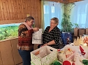 Vorweihnachtliches Basteln bei der Volksolidarit&auml;t (Foto: T. Leipold)