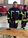 Feuerwehr&uuml;bung in Greu&szlig;en. Auch Landtagsabgeordneter  Stefan Schard (CDU) nahm an der &Uuml;bung teil (Foto: Katharina Wreden)