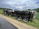 Unfall mit umgekipptem Sattelzug (Foto: S.Dietzel) Unfall mit umgekipptem Sattelzug (Foto: S.Dietzel)
