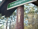 Wegweiser Totenbergwiese (Foto: Karl-Heinz Herrmann)
