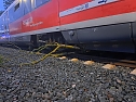 Bahn kollidiert mit Ästen (Foto: S. Dietzel) Bahn kollidiert mit Ästen (Foto: S. Dietzel)