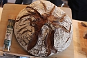 Festbier und leckeres Brot zu 500 Jahre Bauernschlacht, vorgestellt im Regionalmuseum in Bad Frankenhausen (Foto: Eva Maria Wiegand) Festbier und leckeres Brot zu 500 Jahre Bauernschlacht, vorgestellt im Regionalmuseum in Bad Frankenhausen (Foto: Eva Maria Wiegand)