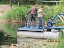 Arbeitseinsatz im Schwimmbad (Foto: Stadt Heldrungen)