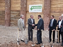 Symbolischer Spatenstich (Foto: Karl-Heinz Herrmann)