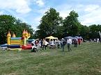 Ritterspiele am Schloss (Foto: Karl-Heinz Herrmann)
