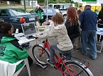 Fest in Kinderhand (Foto: Karl-Heinz Herrmann)