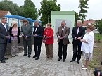 Feierliche &Uuml;bergabe (Foto: Karl-Heinz Herrmann)