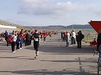 Lauf auf der Autobahn A71 (Foto: Berglaufverein)