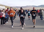 Lauf auf der Autobahn A71 (Foto: Berglaufverein)