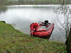 &Uuml;bung auf dem Wasser (Foto: Karl-Heinz Herrmann)