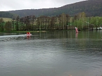&Uuml;bung auf dem Wasser (Foto: Karl-Heinz Herrmann)