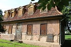 Stolperfalle Kriegerdenkmal? (Foto: Karl-Heinz Herrmann)