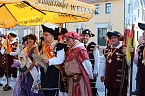 Hausm&auml;nner verk&uuml;nden Er&ouml;ffnung Bauernmarkt (Foto: Karl-Heinz Herrmann)