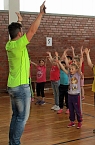 Da steppt der B&auml;r� (Foto: Grundschule Hohenenbra)