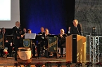 Ministerpr&auml;sident bekam Schl&auml;ge (Foto: Karl-Heinz Herrmann)