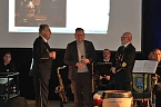 Ministerpr&auml;sident bekam Schl&auml;ge (Foto: Karl-Heinz Herrmann)