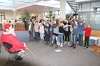 Weihnachtssingen in der Sparkasse (Foto: Karl-Heinz Herrmann)