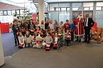 Weihnachtssingen in der Sparkasse (Foto: Karl-Heinz Herrmann)