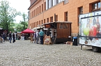 Bild: Mit Blasmusik ins Fest (Foto: Karl-Heinz Herrmann)