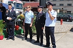 Bild: Feuerwehrger&auml;tehaus feierlich &uuml;bergeben (Foto: Karl-Heinz Herrmann)
