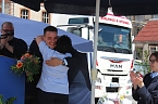 Bild: Feuerwehrger&auml;tehaus feierlich &uuml;bergeben (Foto: Karl-Heinz Herrmann)