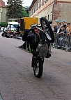 Bild: Spektakul&auml;re Stuntshow (Foto: Karl-Heinz Herrmann)