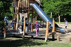 Mehrgenerationen Spielplatz eingeweiht (Foto: Karl-Heinz Herrmann)