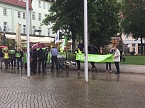Demonstration vor der Th&uuml;ringer Staatskanzlei (Foto: Peter Morich)