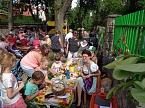 Auf dem Bauernhof war zum 25. Stra&szlig;enfest etwas los (Foto: Kindervilla)