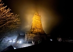 Taschenlampenf&uuml;hrungen am Kaiser-Wilhelm-Denkmal (Foto: Heiko Kolbe)