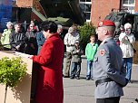 Fahnenband verliehen (Foto: Karl-Heinz Herrmann)