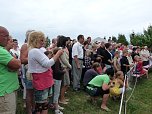 Gedränge an der Mühle (Foto: Karl-Heinz Herrmann) Gedränge an der Mühle (Foto: Karl-Heinz Herrmann)
