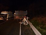 Schwerer Unfall auf der B 4 (Foto: BFW Nordhausen) Schwerer Unfall auf der B 4 (Foto: BFW Nordhausen)