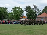Soldaten verabschiedet (Foto: Karl-Heinz Herrmann) Soldaten verabschiedet (Foto: Karl-Heinz Herrmann)