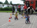 Kindertagsfeier nachgeholt (Foto: Verkehrswacht Artern) Kindertagsfeier nachgeholt (Foto: Verkehrswacht Artern)
