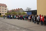 Ansturm auf die Schule (Foto: Karl-Heinz Herrmann)