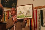 M&auml;nnerchor aus Japan begr&uuml;&szlig;t (Foto: Karl-Heinz Herrmann)