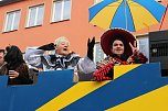 N&auml;rrinnen und Narren zogen durch Sondershausen (1) (Foto: Karl-Heinz Herrmann)